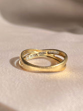Load image into Gallery viewer, Vintage 9k Diamond Channel Crossover Band