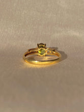 Load image into Gallery viewer, Vintage 18k Peridot Diamond Ring