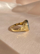 Load image into Gallery viewer, Vintage 9k Hematite Intaglio Signet Ring 1989