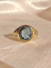 Load image into Gallery viewer, Vintage 9k Hematite Intaglio Signet Ring 1989