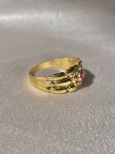 Load image into Gallery viewer, Vintage 18k Ruby Halo Chain Ring