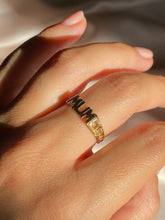 Load image into Gallery viewer, Vintage 9k Mom MUM Ring