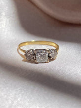 Load image into Gallery viewer, Vintage 18k Diamond Princess Cut Trilogy Ring 1981
