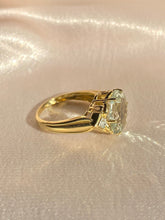 Load image into Gallery viewer, Vintage 10k Green Amethyst Diamond Floral Ring