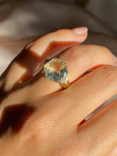Load image into Gallery viewer, Vintage 10k Green Amethyst Diamond Floral Ring