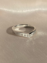 Load image into Gallery viewer, Vintage 9k White Gold Diamond Chevron Ring