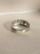 Load image into Gallery viewer, Vintage 9k White Gold Diamond Square Gypsy Ring