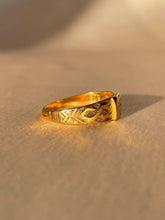 Load image into Gallery viewer, Antique 18k Flower Pictoral Ring 1891