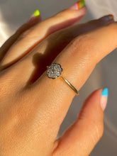 Load image into Gallery viewer, Vintage 18k Diamond Bezel Flower Cluster Ring