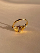 Load image into Gallery viewer, Vintage 18k Diamond Hand Heart Carrera y Carrera Ring