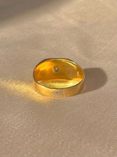 Load image into Gallery viewer, Antique 18k Diamond Solitaire Starburst Signet Ring