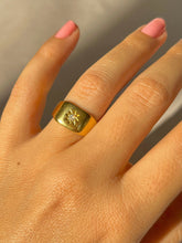 Load image into Gallery viewer, Antique 18k Diamond Solitaire Starburst Signet Ring