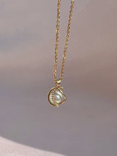 Load image into Gallery viewer, Antique 9k Caged Pearl Necklace