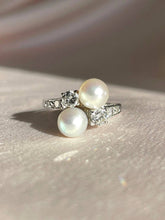 Load image into Gallery viewer, Vintage 18k White Gold Diamond Pearl Crossover Ring