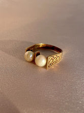 Load image into Gallery viewer, Vintage 9k Double Pearl Celtic Knot Ring 1972
