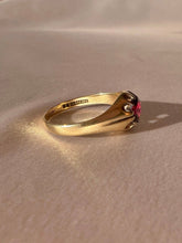 Load image into Gallery viewer, Vintage 9k Garnet Mother-Daughter Ring 1984