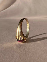 Load image into Gallery viewer, Vintage 9k Garnet Mother-Daughter Ring 1984
