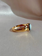Load image into Gallery viewer, Antique Onyx Cameo Signet Ring