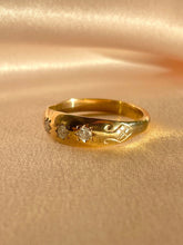 Load image into Gallery viewer, Vintage 9k Diamond Starburst Trilogy Filigree Ring