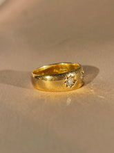 Load image into Gallery viewer, Antique 18k Diamond Starburst Champagne Trilogy Ring