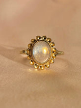 Load image into Gallery viewer, Vintage 9k Moonstone Cabochon Ray Ring 1977