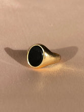 Load image into Gallery viewer, Vintage 9k Onyx Oval Signet Ring 1978