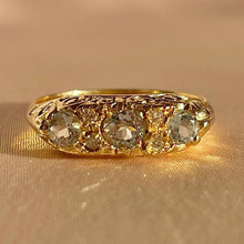 Load image into Gallery viewer, Vintage 9k Aquamarine Diamond Boat Ring