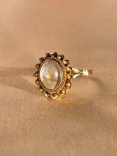 Load image into Gallery viewer, Vintage 9k Moonstone Cabochon Ray Ring 1977