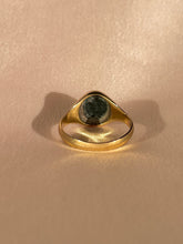 Load image into Gallery viewer, Vintage 9k Onyx Oval Signet Ring 1991