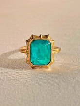 Load image into Gallery viewer, Antique Paste Green Crystal Ring