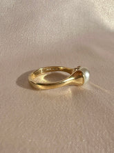 Load image into Gallery viewer, Vintage 14k Pearl Diamond Dot Ring