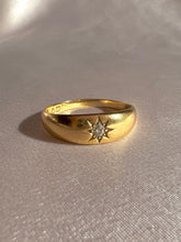 Load image into Gallery viewer, Antique 18k Diamond Starburst Solitaire Chester Ring
