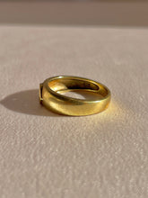 Load image into Gallery viewer, Vintage 9k Diamond Eye Ring 2000