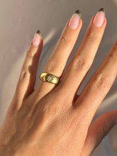Load image into Gallery viewer, Antique 18k Diamond Starburst Solitaire Engraved Ring 1902