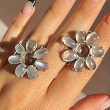 Load image into Gallery viewer, Vintage White Gold Moonstone Floral Earrings