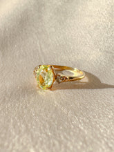 Load image into Gallery viewer, Vintage Peridot Diamond Oval Ring