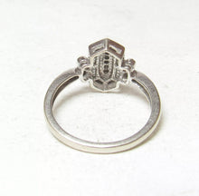 Load image into Gallery viewer, Vintage 10k Baguette Diamond Deco Cluster Ring