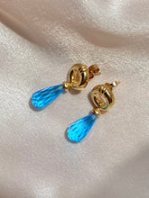 Load image into Gallery viewer, Vintage 9k Topaz Briolette Drop Earrings