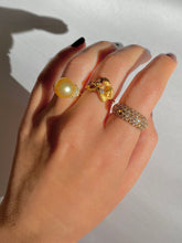 Load image into Gallery viewer, Vintage 18k Venus Diamond Carrera y Carrera Ring #2