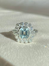 Load image into Gallery viewer, Vintage Platinum Aquamarine Diamond Cluster Ring