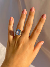 Load image into Gallery viewer, Vintage 9k Topaz Coil Ring 1976