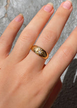 Load image into Gallery viewer, Antique 18k Solitaire Starburst Gypsy Ring