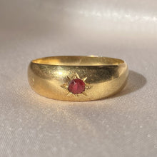 Load image into Gallery viewer, Antique 18k Ruby Solitaire Gypsy Ring