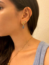 Load image into Gallery viewer, Vintage 9k Topaz Briolette Drop Earrings