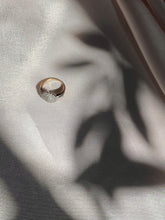 Load image into Gallery viewer, Vintage 9k Diamond Cluster Ring