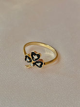 Load image into Gallery viewer, Antique 14k Diamond Enamel Shamrock Clover Ring