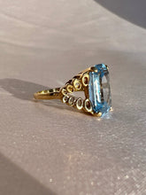 Load image into Gallery viewer, Vintage 9k Topaz Coil Ring 1976
