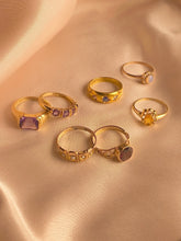 Load image into Gallery viewer, Vintage 10k Citrine Flower Ring