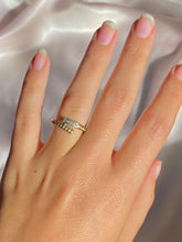 Load image into Gallery viewer, Vintage 14k Diamond Coil Wrap Ring
