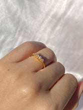 Load image into Gallery viewer, Antique 18k Four Diamond Ring